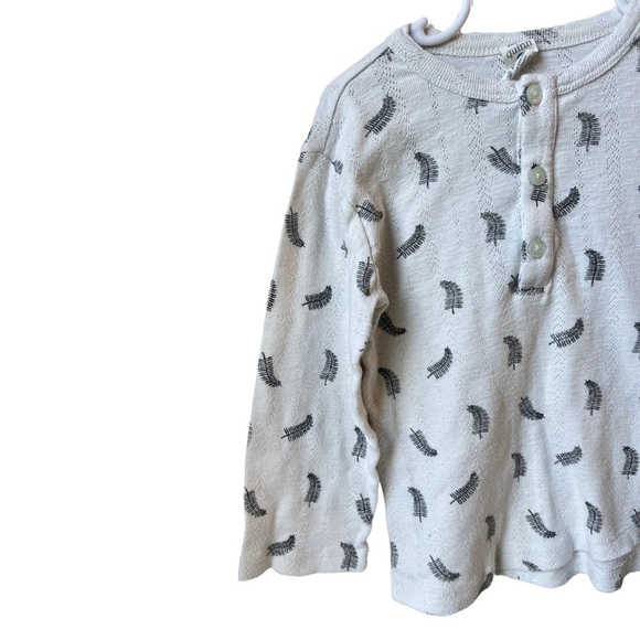 Kate Quinn 4T Long  Sleeve - Picture 2 of 4